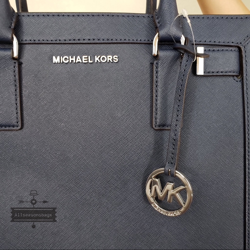NWT Michael Kors Dillon Medium navy satchel bag - Picture 4 of 6